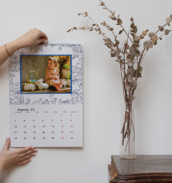 Печать календарей на 2024 со своими фото заказать изготовление в Москве