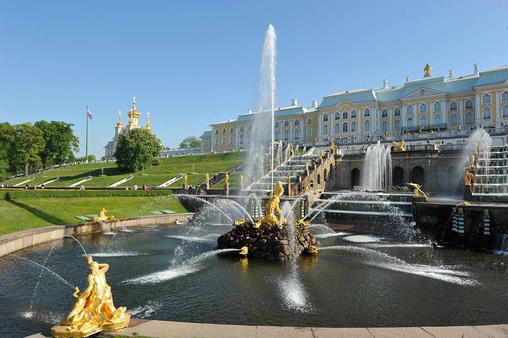 12 rhof-fountain.jpg