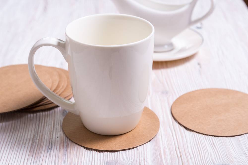 3 aski-na-gusenicnom-kartone-round-coasters-podstavka-dla-caski-kovrik-podstavka.jpg