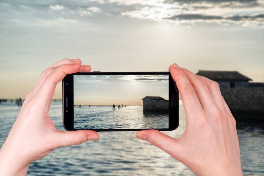 1 set-venice-lagoon-italy-summer-evening-tourist-takes-photo.jpg